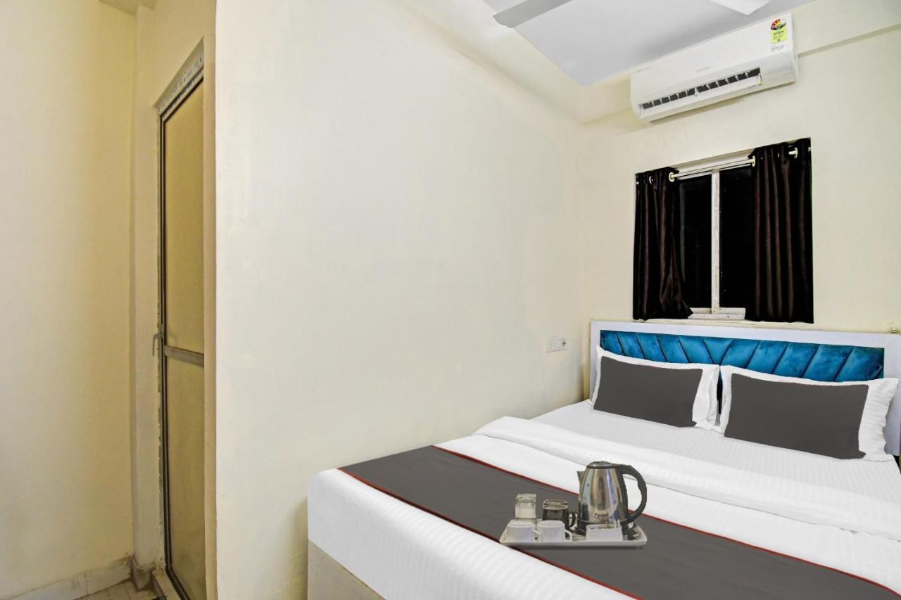 OYO Flagship 70052 Hotel Green Leaf Jādabpur Buitenkant foto