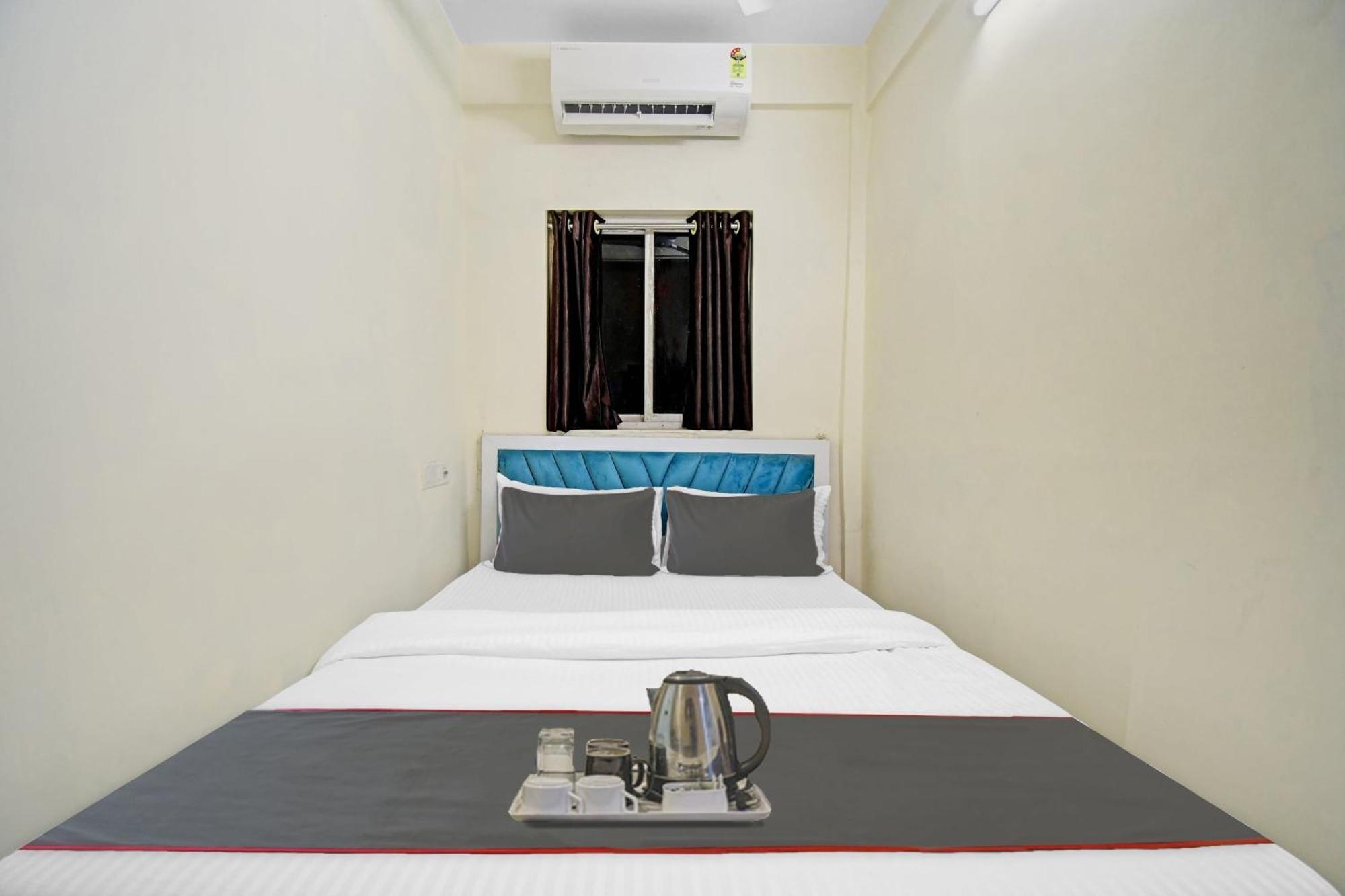 OYO Flagship 70052 Hotel Green Leaf Jādabpur Buitenkant foto